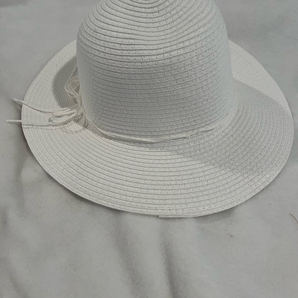 Elegant White Sun Hat by Style & Co